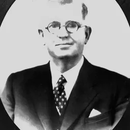 Portrait of Maurice Hynes