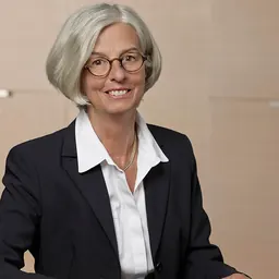 Portrait of Alexandra Dinges-Dierig