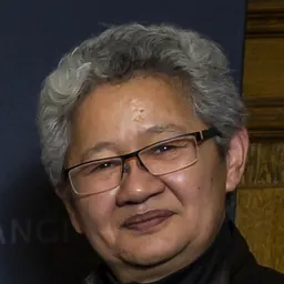 Portrait of Linda Waimarie Nikora