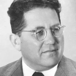 Portrait of Josef Schächter