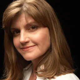 Portrait of Desiree Sayle