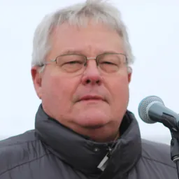 Portrait of Rick Holdcroft