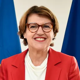 Portrait of Annie Genevard