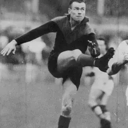 Portrait of Ron Barassi, Sr.