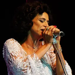 Portrait of Simone