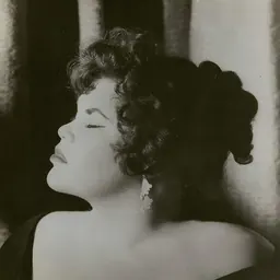 Portrait of Tally Brown