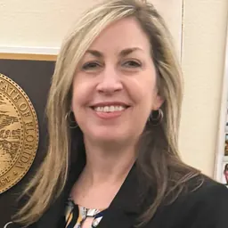 Portrait of Michelle DeLaune
