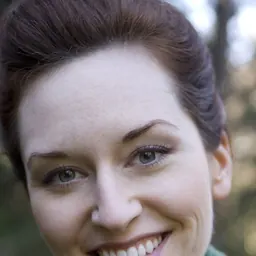 Portrait of Amy Walker