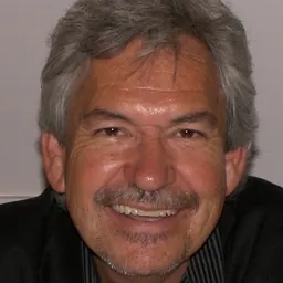 Portrait of Benjamin Alire Sáenz
