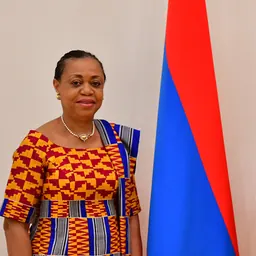 Portrait of Lesley Akyaa Opoku Ware