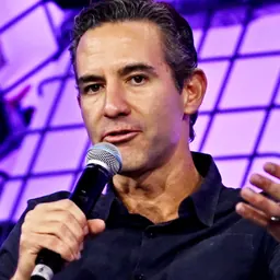 Portrait of David Vélez