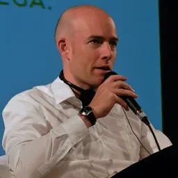 Portrait of Robert Löhr