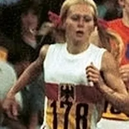 Portrait of Ellen Tittel