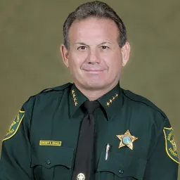 Portrait of Scott Israel