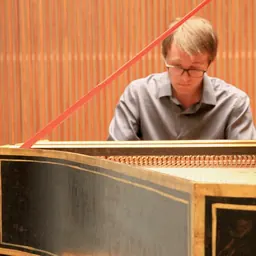 Portrait of Mark Edwards
