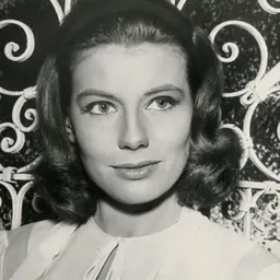 Portrait of Jacqueline Beer