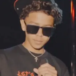 Portrait of Luh Tyler