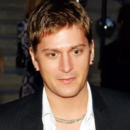 Portrait of Rob Thomas