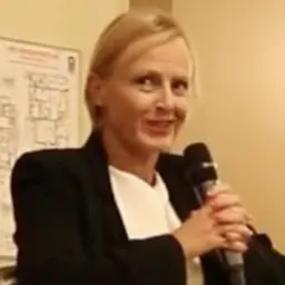 Portrait of Katie Allen