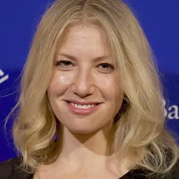 Portrait of Ari Graynor