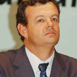 Portrait of Lars Grael