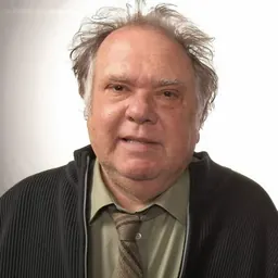 Portrait of Maury Chaykin