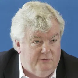 Portrait of Iain Smith