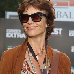 Portrait of Rachel Ward