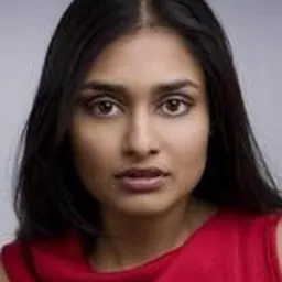 Portrait of Chriselle Almeida