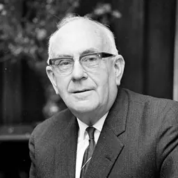 Portrait of Denham Henty
