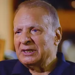 Portrait of Shamshad Ahmad