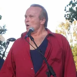 Portrait of Phil Alvin