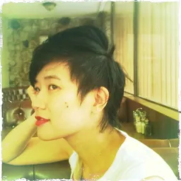 Portrait of Mimi Thi Nguyen