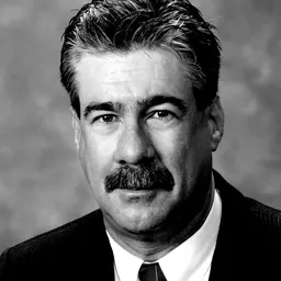 Portrait of Glenn Robertson