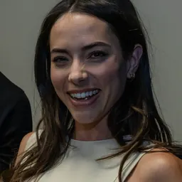 Portrait of Mariel Molino