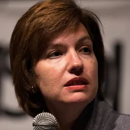 Portrait of Susan Glasser