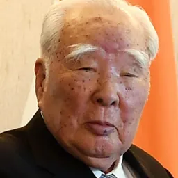 Portrait of Suzuki Osamu