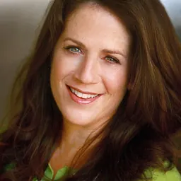 Portrait of Marci Liroff