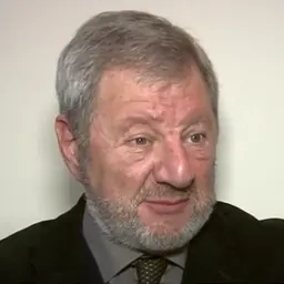 Portrait of Raúl Sohr