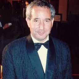 Portrait of Michael Tucker