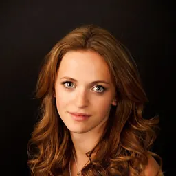 Portrait of Lucinda Dryzek