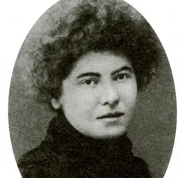 Portrait of Laura Marx