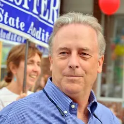 Portrait of Doug Hoffer
