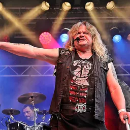 Portrait of Steve Grimmett
