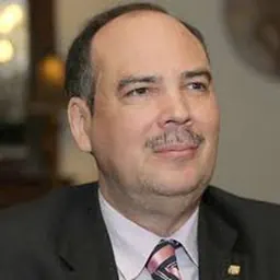 Portrait of Mauricio Herdocia