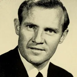 Portrait of Ronald MacKenzie