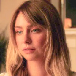 Portrait of Maddie Phillips