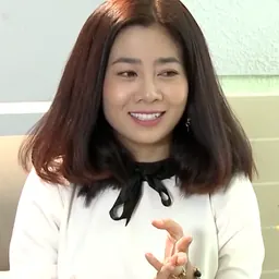 Portrait of Mai Phương