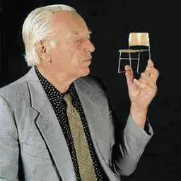 Portrait of David Rowland