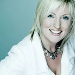 Portrait of Lynda Bryans